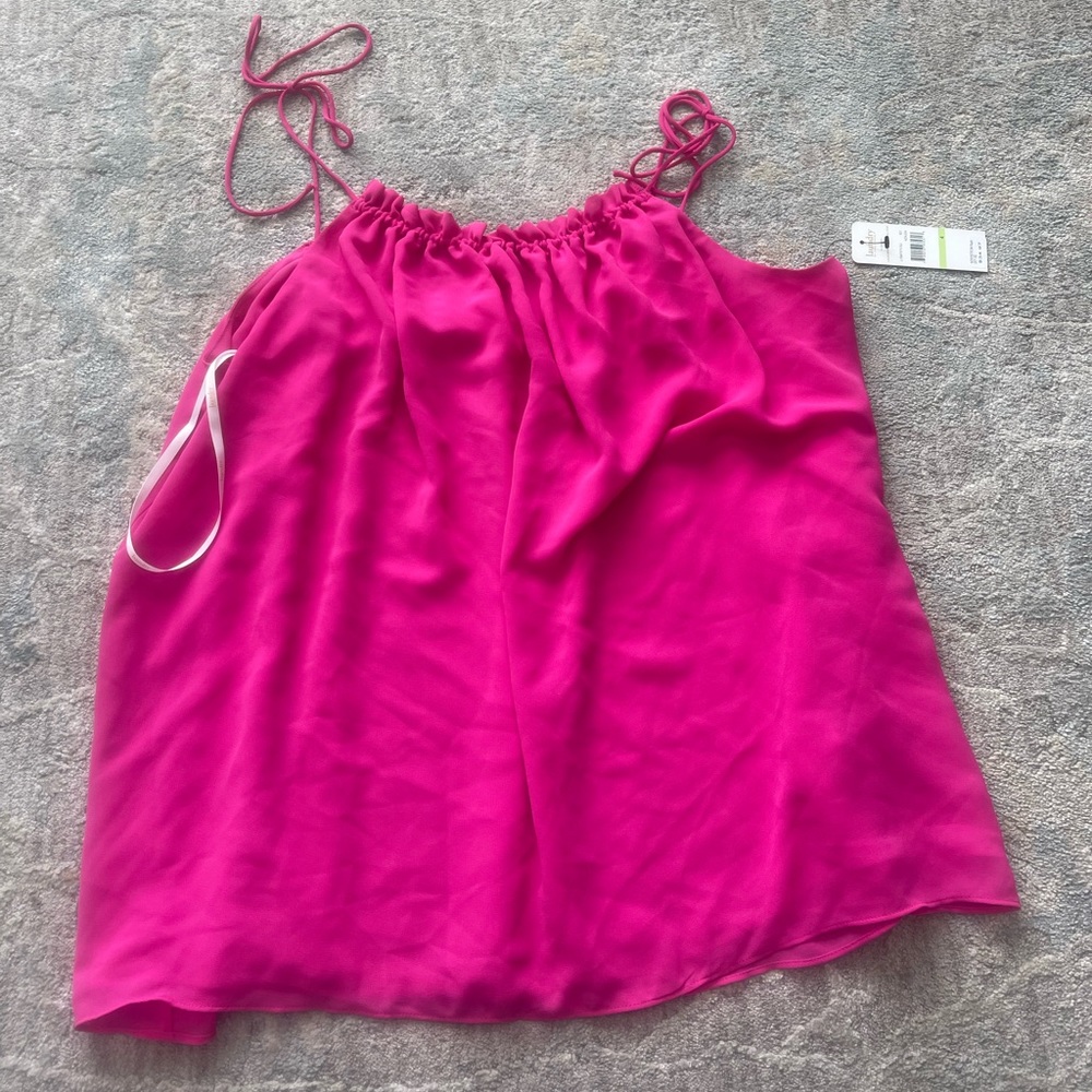 Laundry halter top
